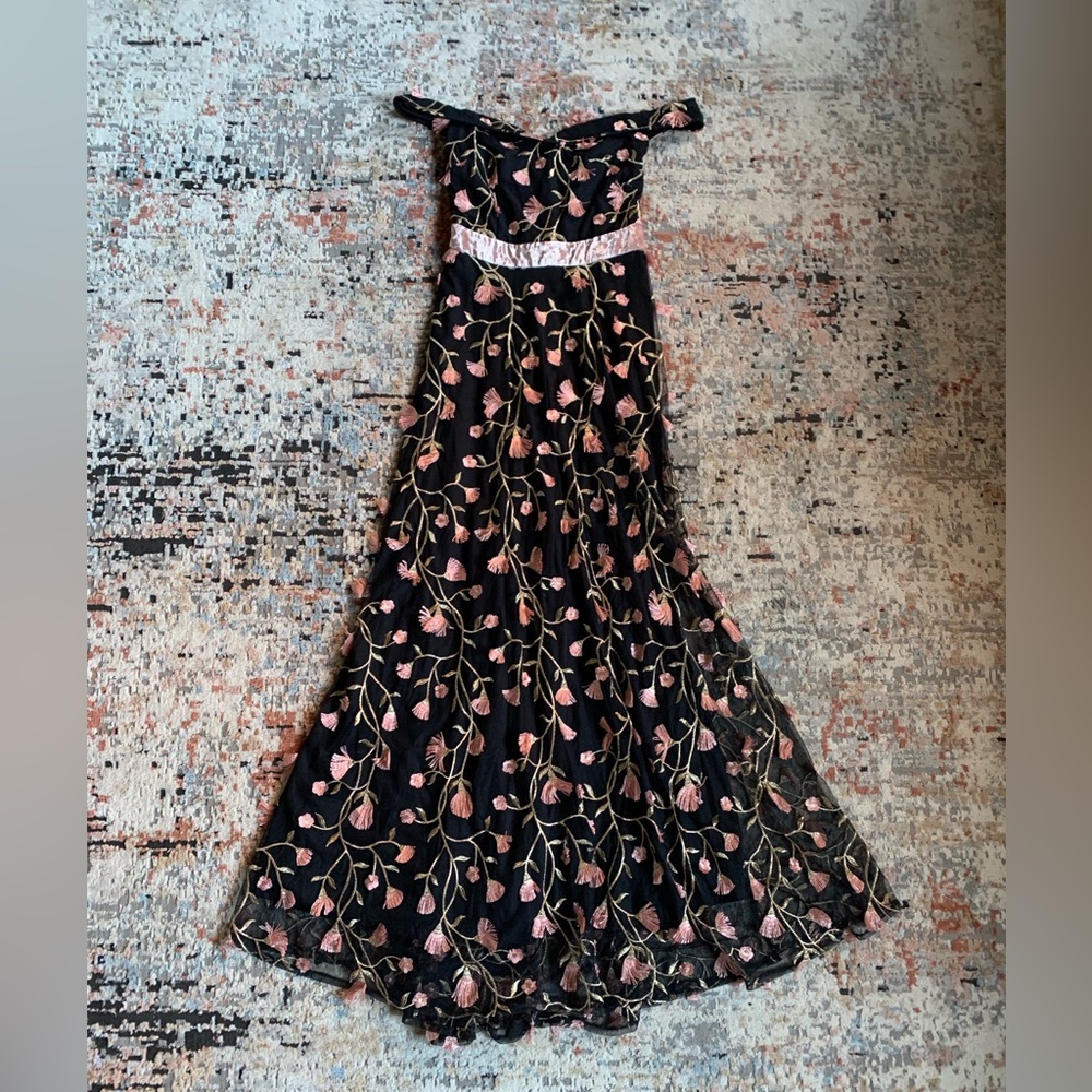 L’atiste mimosa flower gown